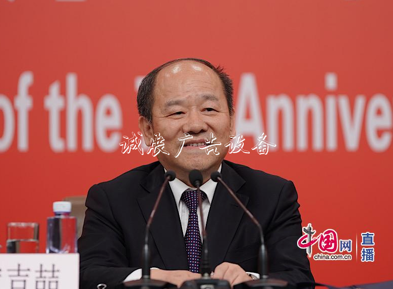 寧吉喆：消費對上半學(xué)校宣傳欄年經(jīng)濟保持合理區(qū)間發(fā)揮6