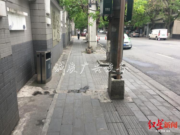 成都街頭垃圾箱消失？宣傳欄 城管委：減量調整，已拆9001個
