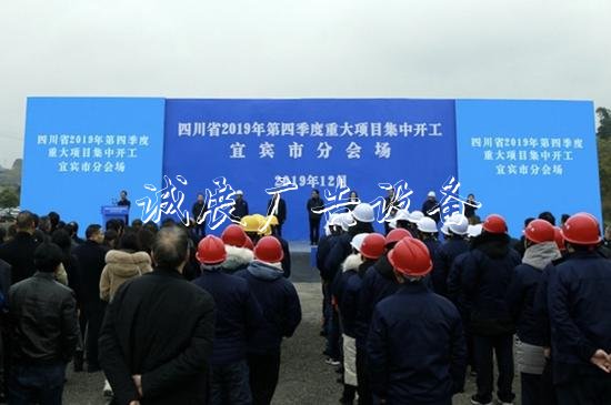 　李梅 攝